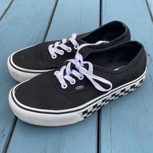 Vans sneakers unisex mens six 6 women size 7.5